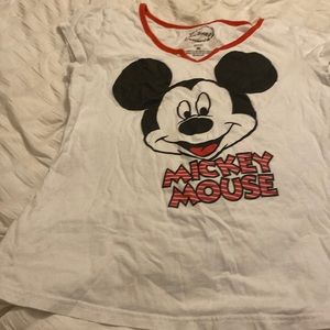 This is a Mickey Mouse tee shirt (Disney)